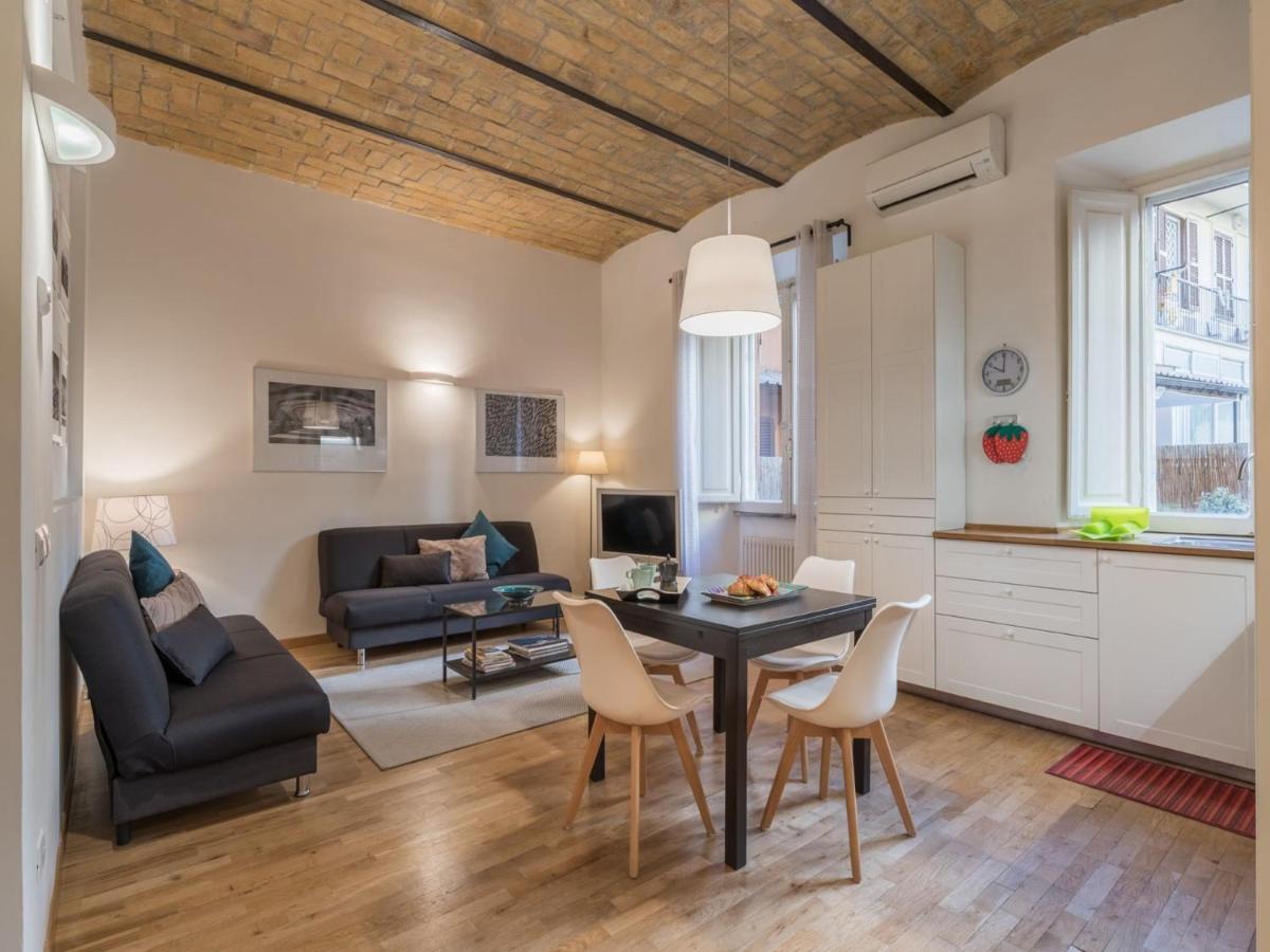 The Best Rent - Elegant Flat Near Colosseum Roma Exterior foto